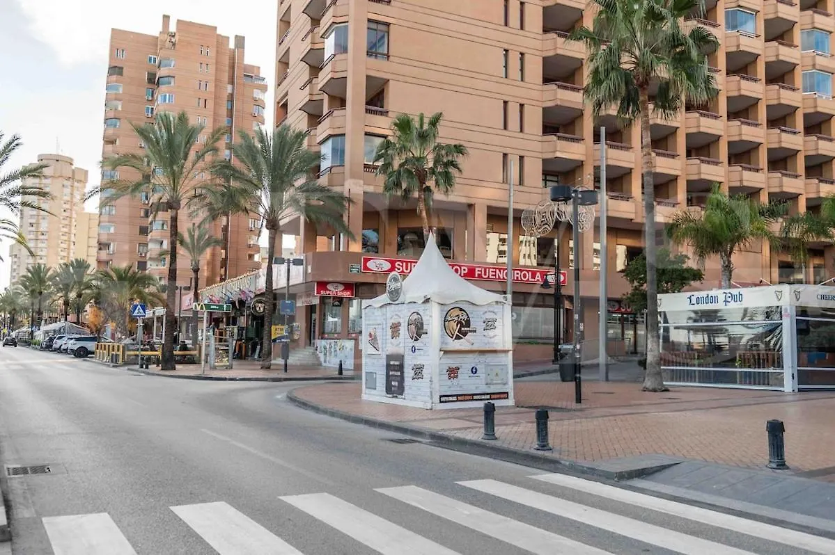 Apartment Spacious Gem With Terrace, Bbq And Pool Rems Fuengirola