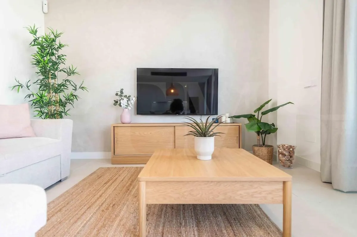 Spacious Gem With Terrace, Bbq And Pool Rems Fuengirola 0*,