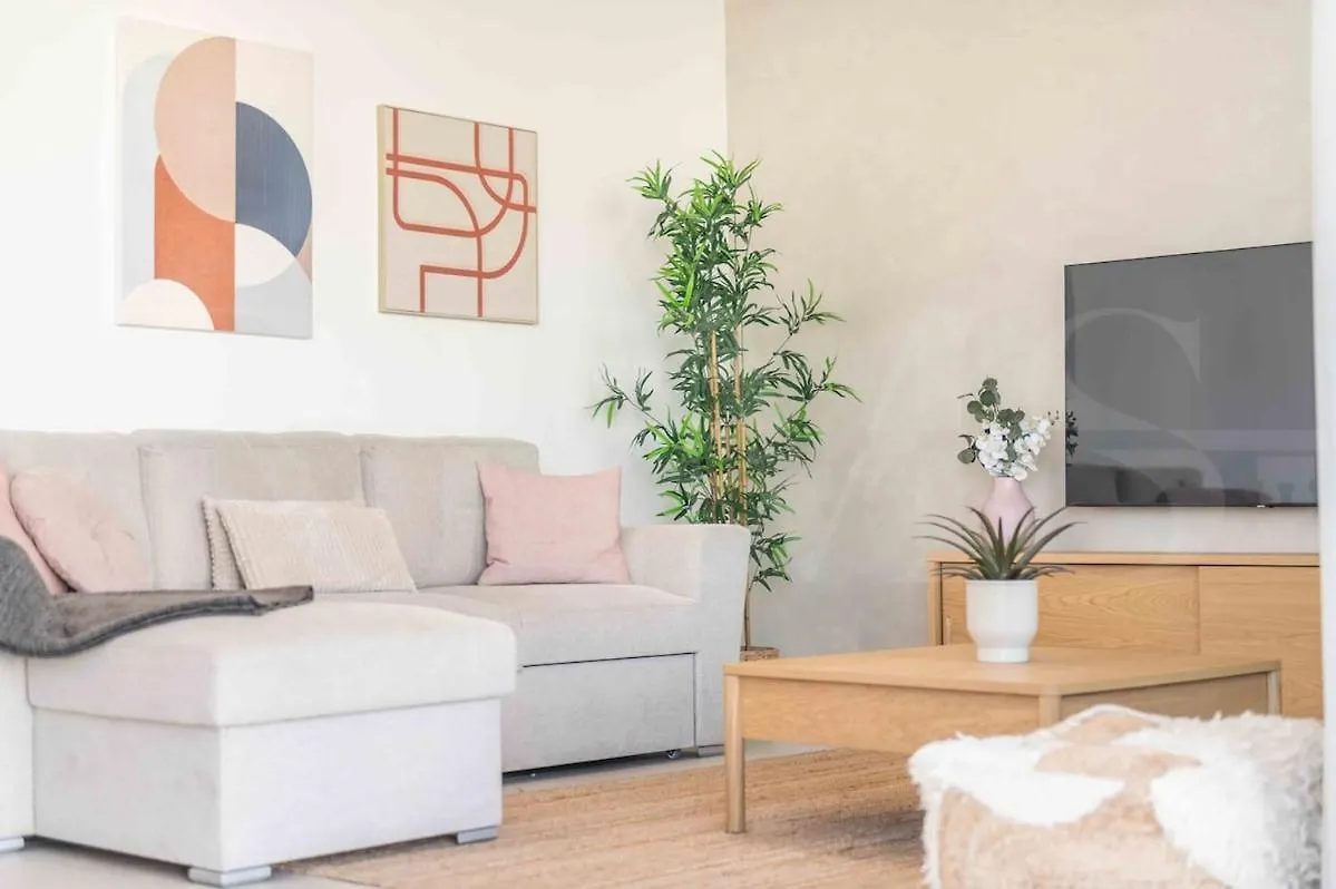 Spacious Gem With Terrace, Bbq And Pool Rems Fuengirola