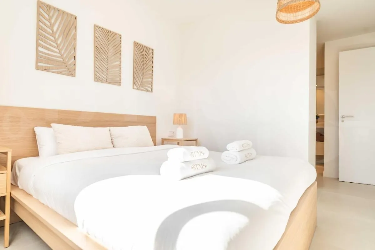 Apartmán Spacious Gem With Terrace, Bbq And Pool Rems Fuengirola