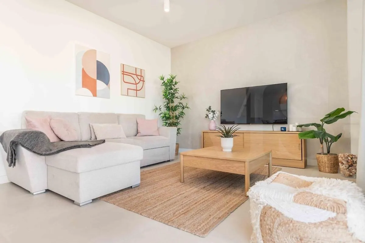 Spacious Gem With Terrace, Bbq And Pool Rems Fuengirola 0*,
